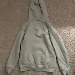 Lululemon sweatshirt